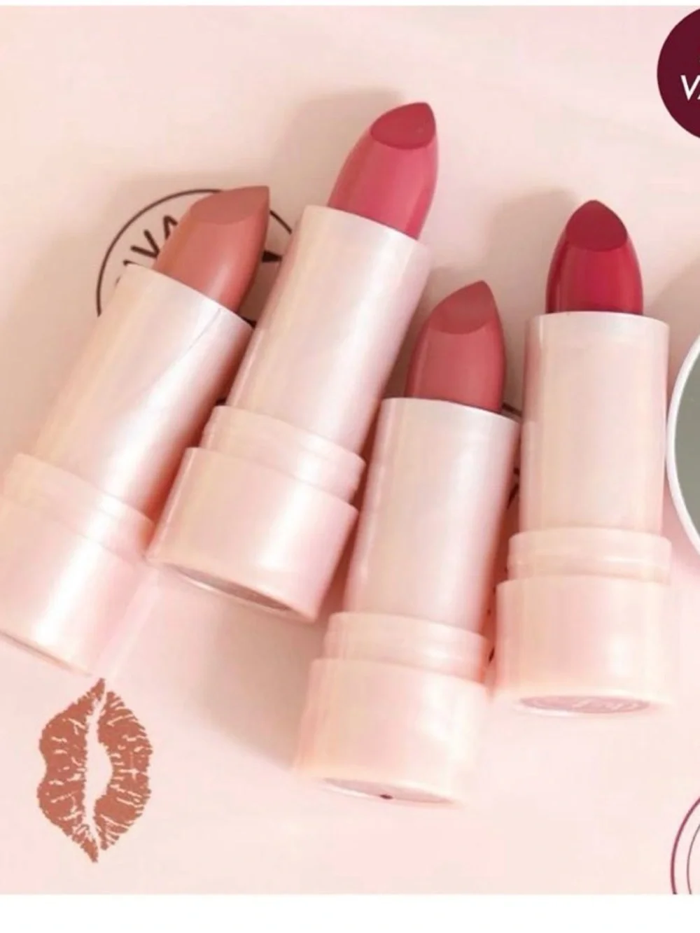 Wander Beauty pucker up